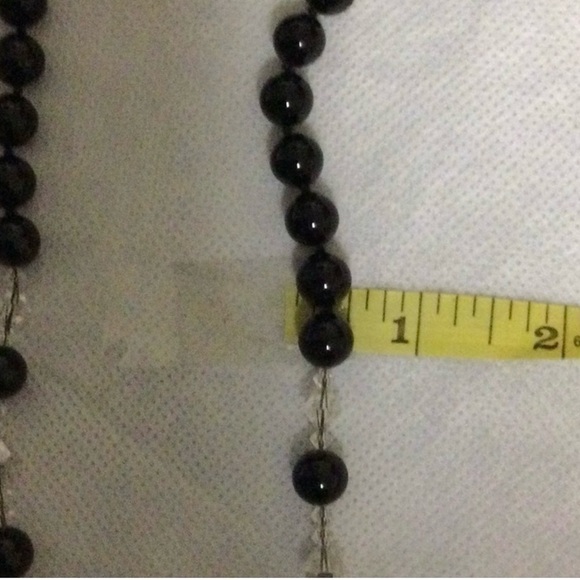 Elegant Vintage Onyx and Crystal Necklace - Picture 4 of 5